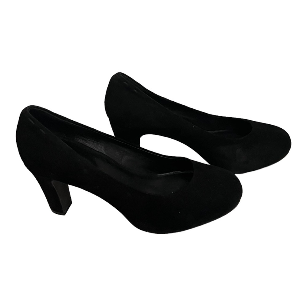 Eileen Fisher Black Suede Pure
Pump Heels Size 7